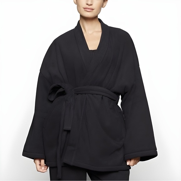 SKIMS Fleece Wrap Jacket in Onyx - Picture 1 of 7